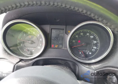 2011 Jeep Grand Cherokee Laredo из США, поврежденный, VIN 1J4RR4GG8BC610344